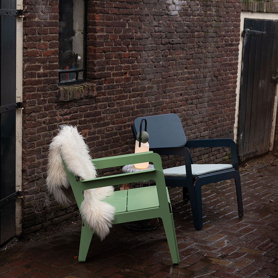 Outdoor Lounge