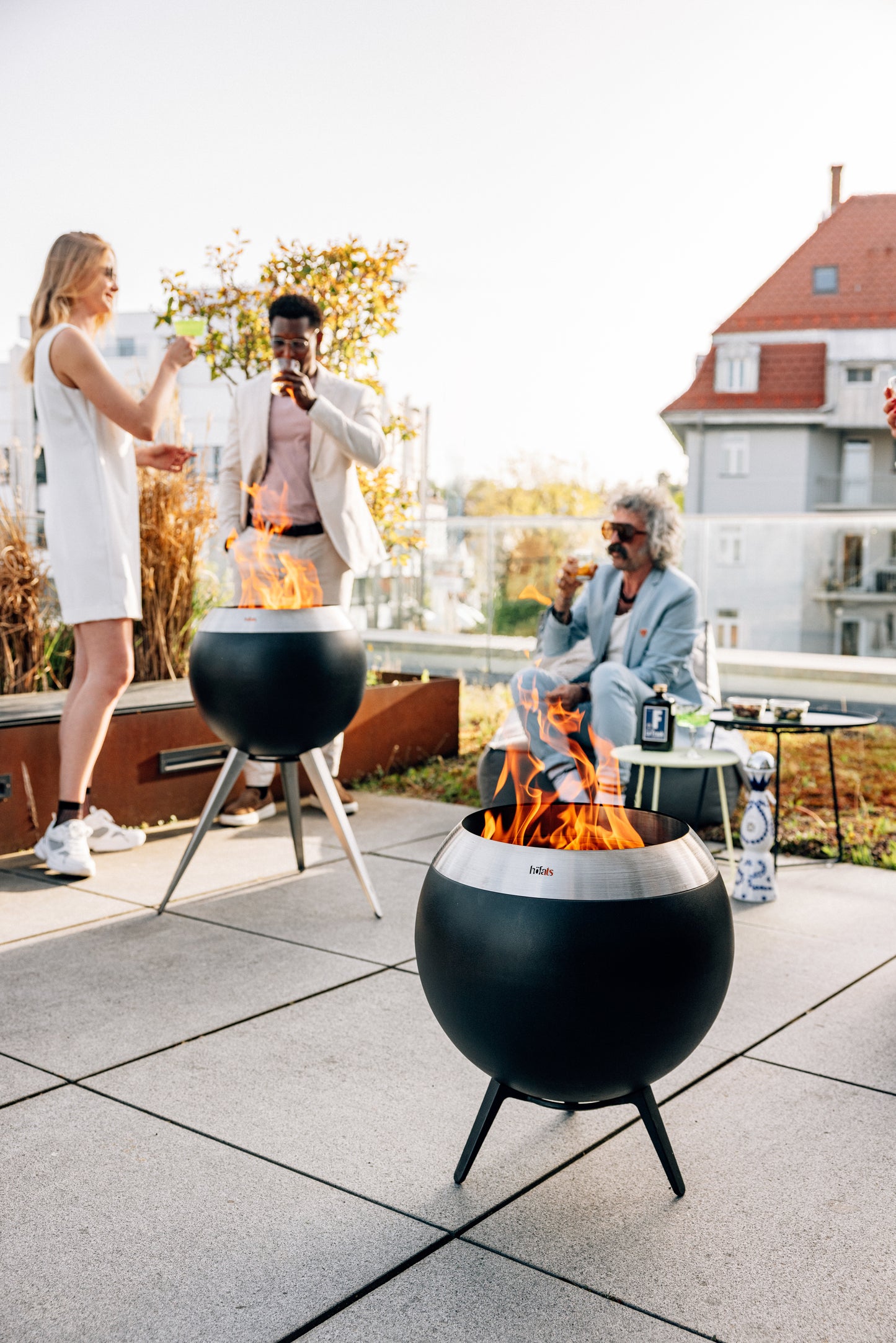 MOON 45 | Fire basket with high Stand